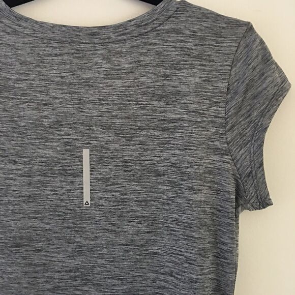 Reebok gray athletic short sleeve tee shirt | S - Picture 5 of 7